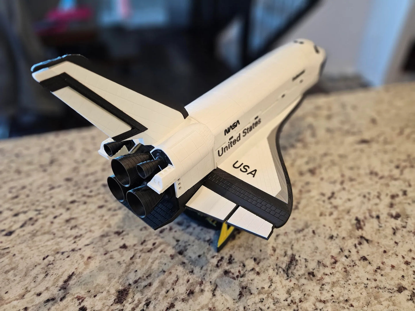 Space Shuttle Endeavour 50cm Tall (1:48 Scale)