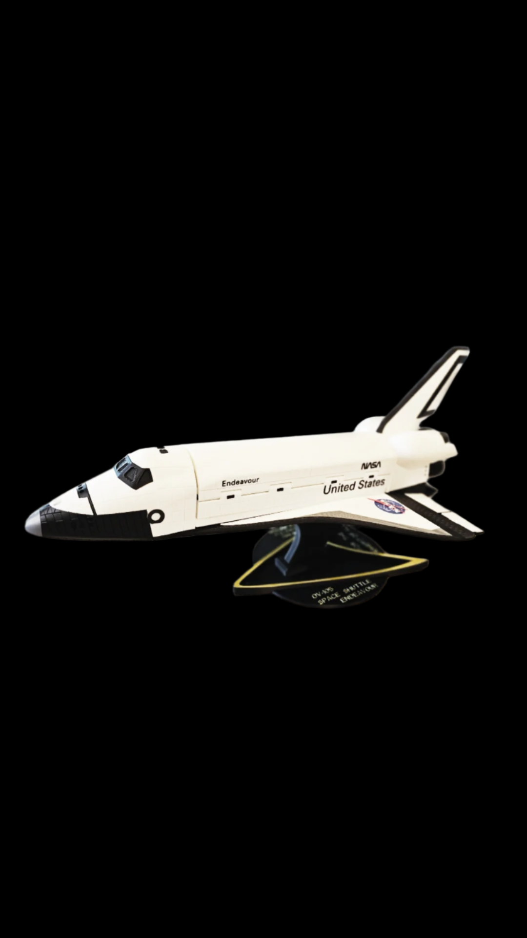 Space Shuttle Endeavour 50cm Tall (1:48 Scale)