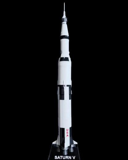 Saturn V Model Rocket 56cm Tall (1:200 Scale)